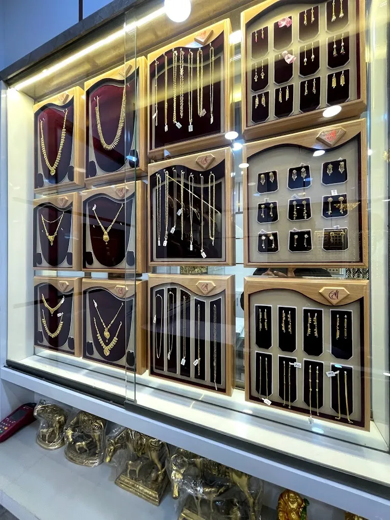 SHREE JEWELLERS